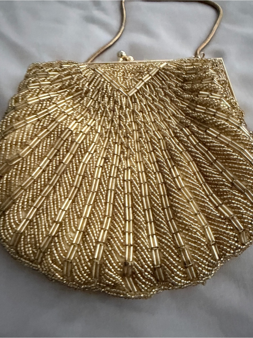 Vintage Gold Beaded Shell Evening Bag with Chain Strap - Picture 3 of 4